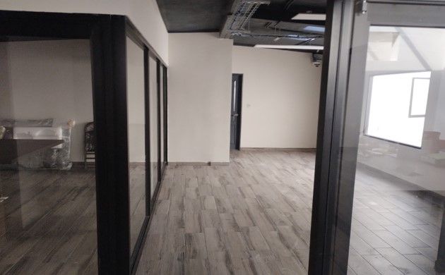 Oficinas y plazas comerciales