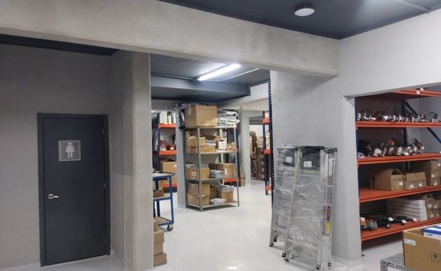 Oficinas y plazas comerciales